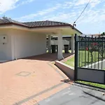 Room In Morley