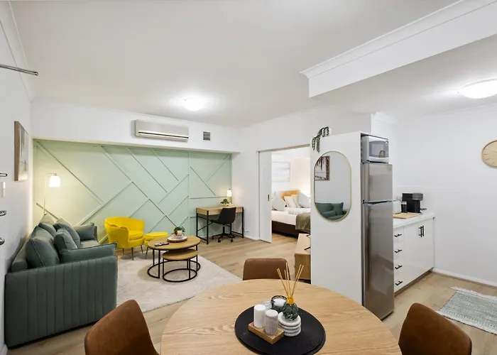 Sleek Northbridge Getaway