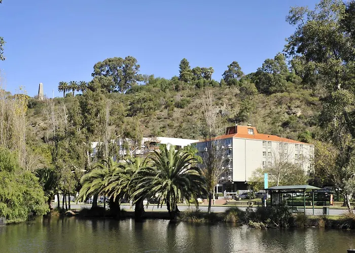Sullivans Hotel
