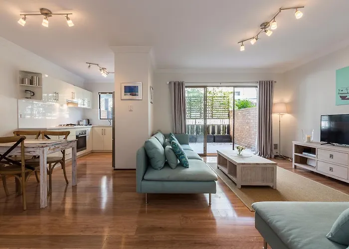 Cottesloe Sea Salt Abode - Executive Escapes