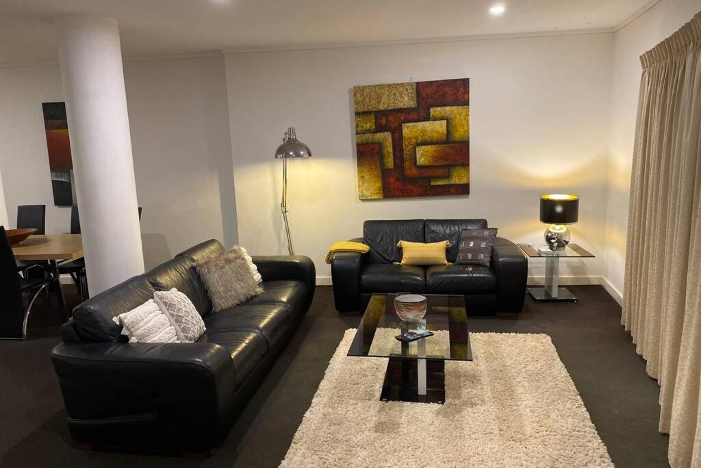 City Views So Central Netflix Wine Parking Wifi Perth