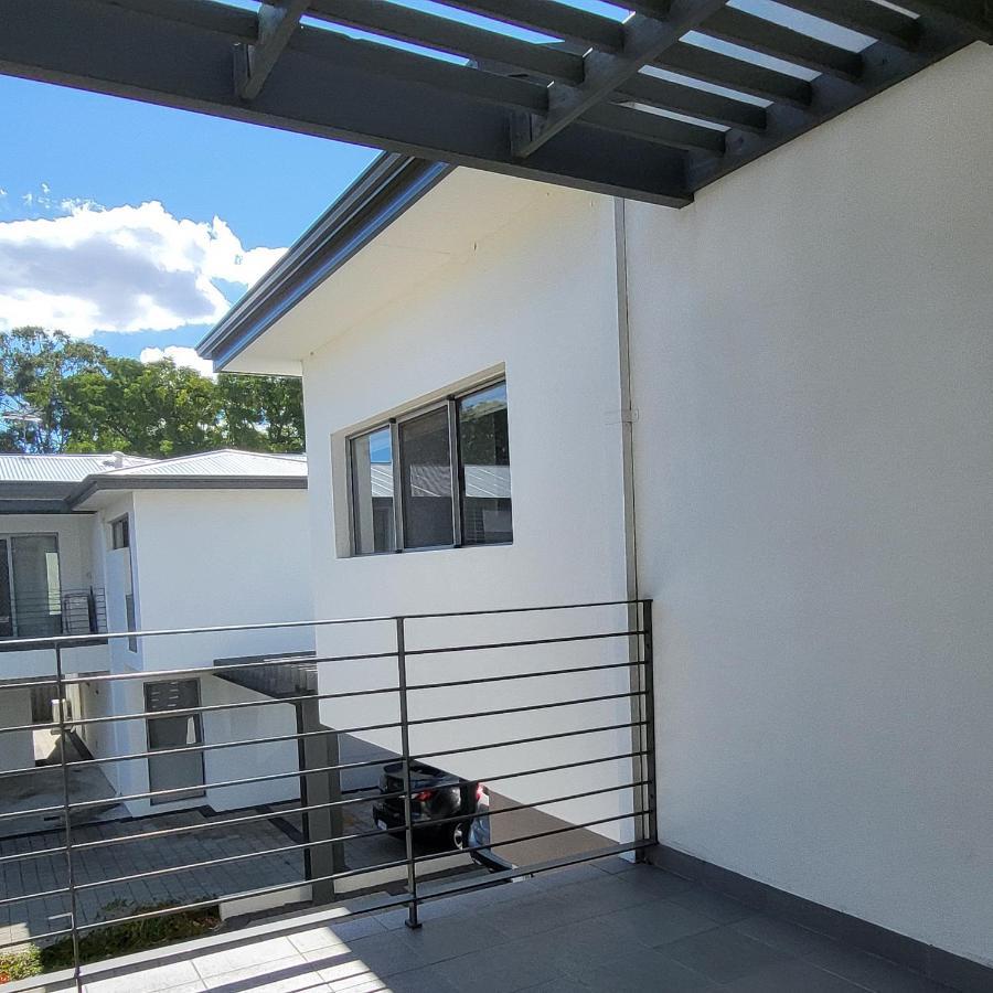 Gerring Court With Free 1 Car Bay Parking Apartment Perth