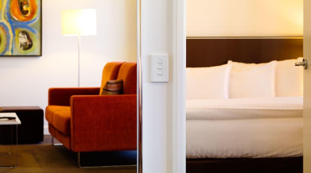 Aparthotel Adina Barrack Plaza Perth