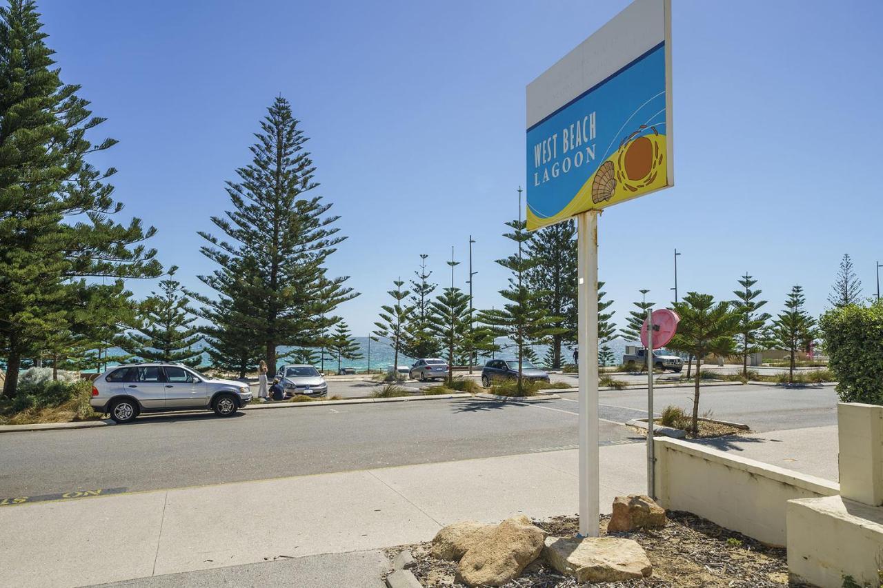 Pad - Walk To The Perth