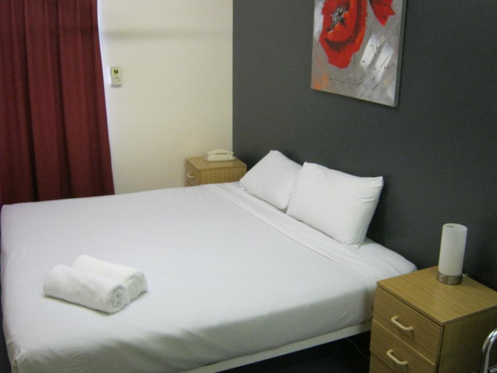 Perth Central City Stay Apartment Hotel 3*