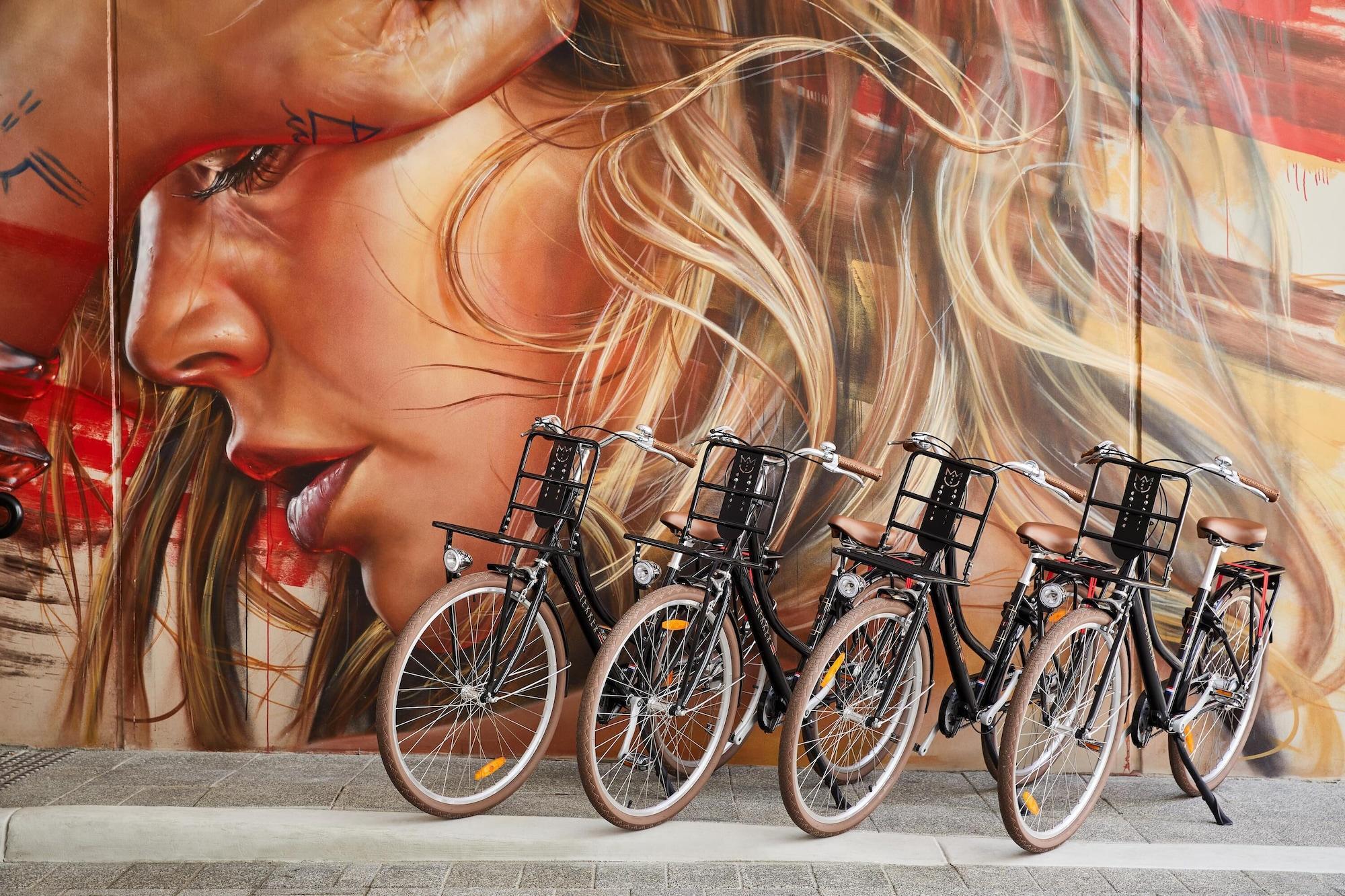 Hotel The Adnate - Art Series 4*