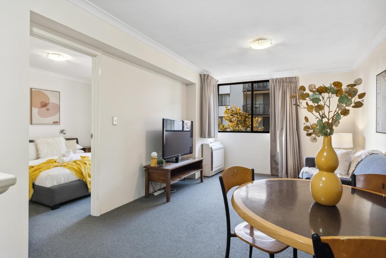 Riverside Elegance 1br 1ba * Perth