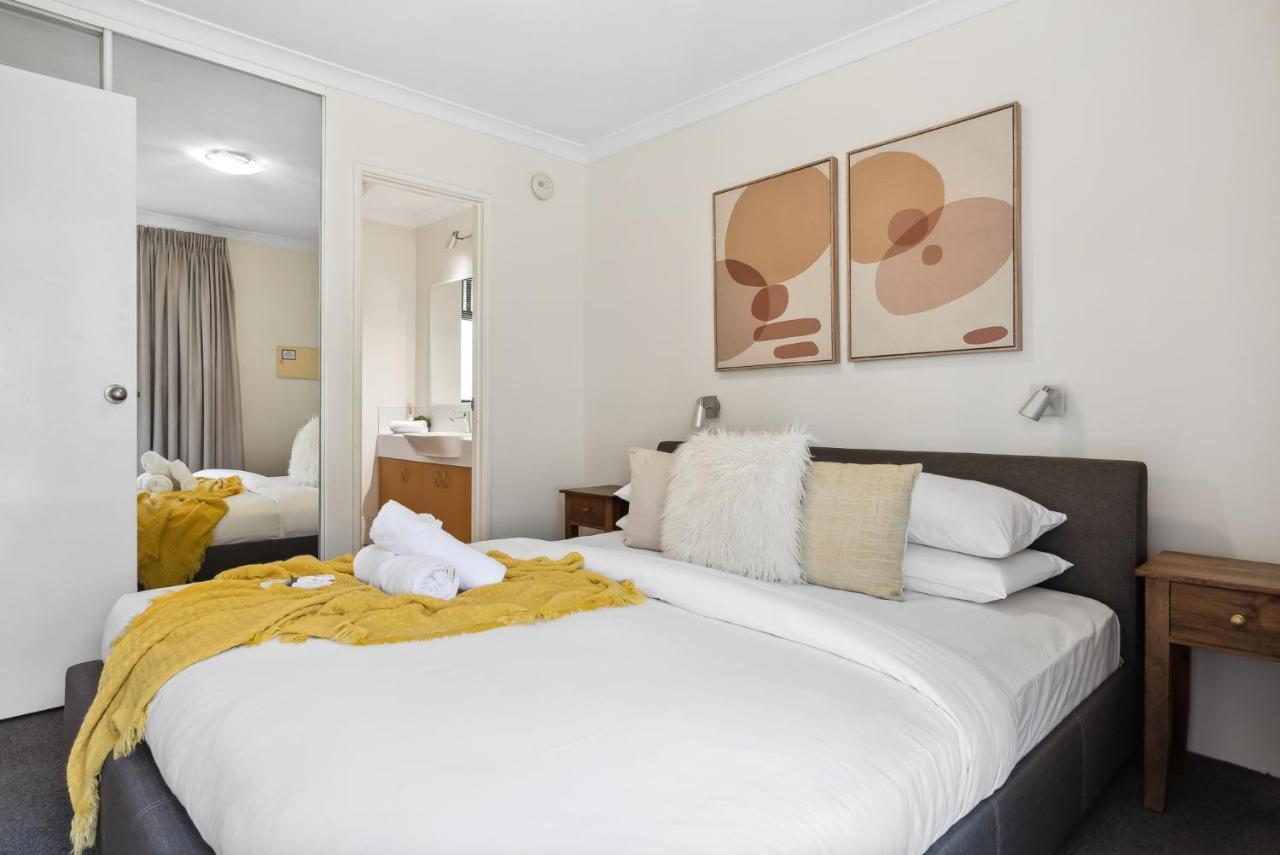 Riverside Elegance 1br 1ba Perth