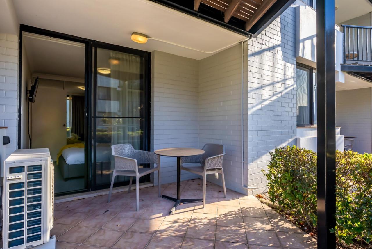 Riverside Elegance 1br 1ba