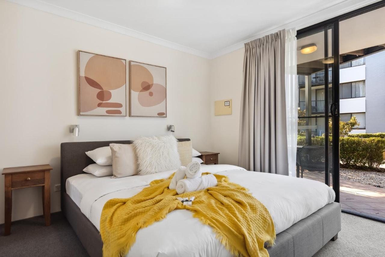 Riverside Elegance 1br 1ba Apartment