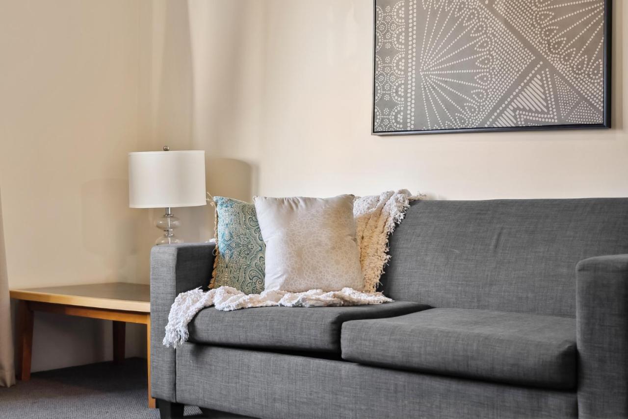 Riverside Elegance 1br 1ba *