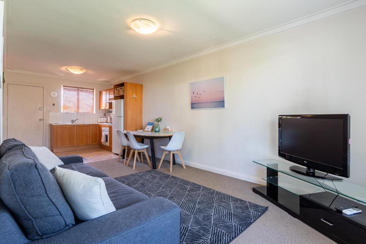 West Coast Delight 1br 1 Bth Perth