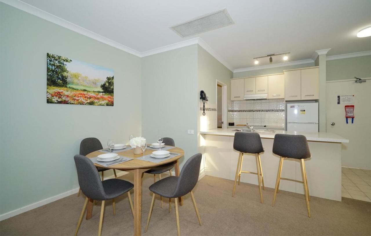 40 Modern & Chic In East Perth