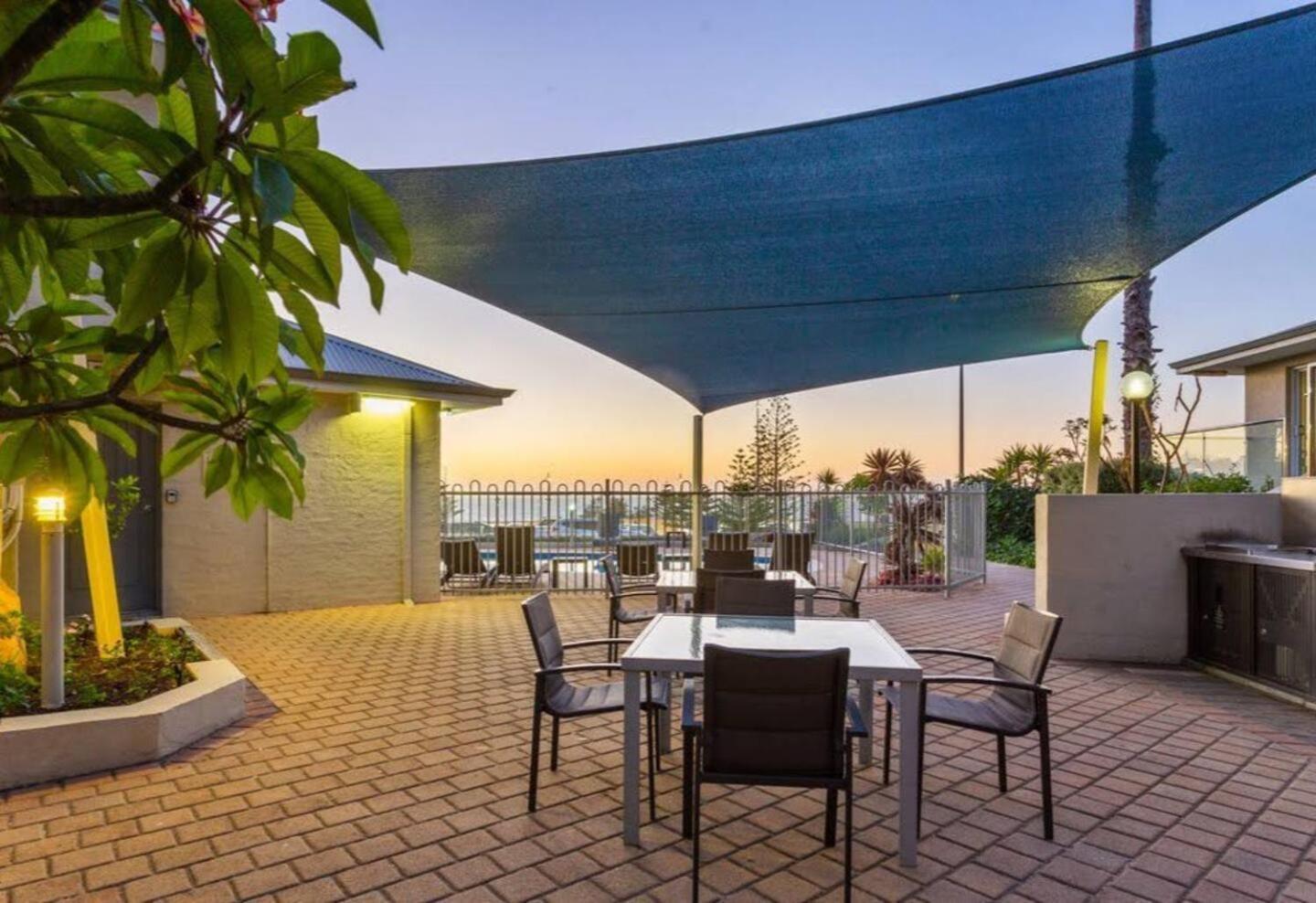 Apartment Sunset On Esplanade Perth