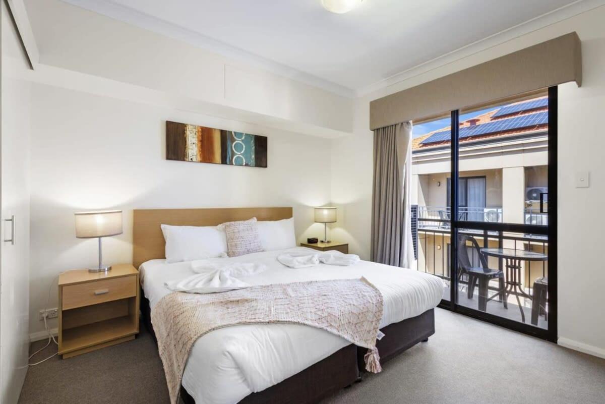 Comfortable In Northbridge Wtih Pool & Wifi Perth