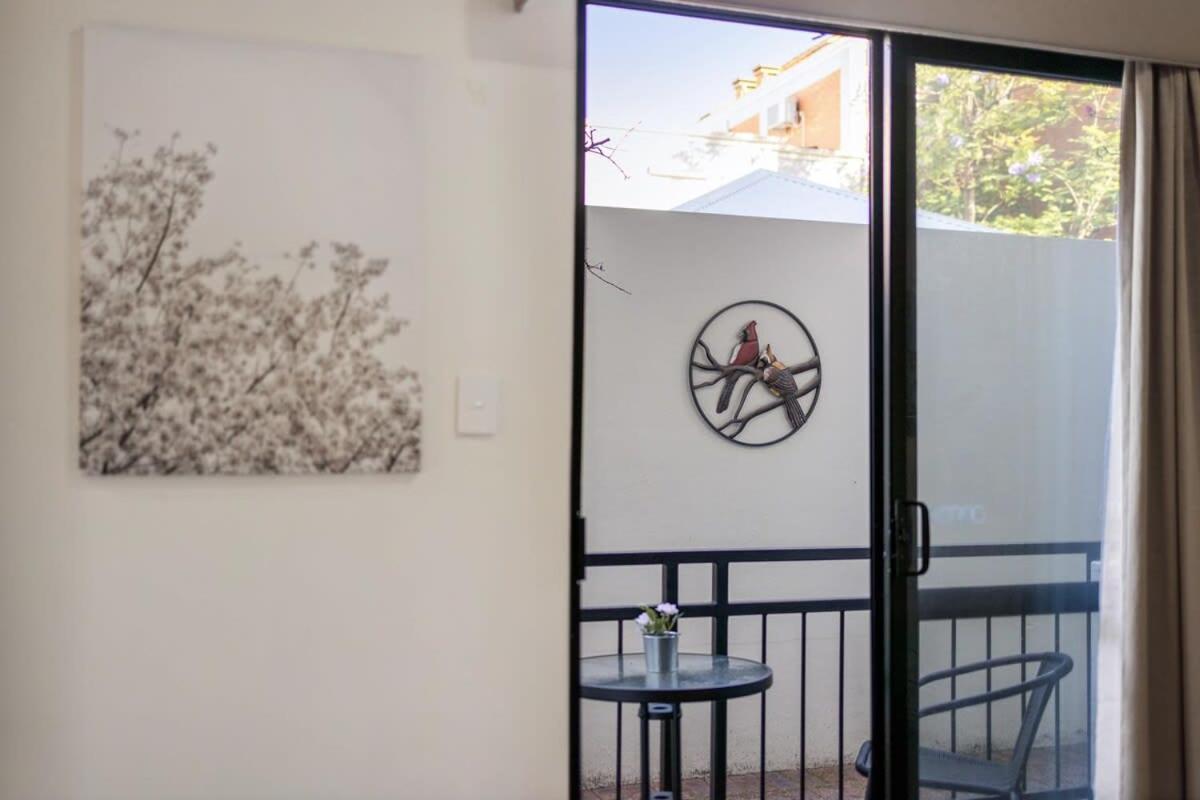 Fabulous In Northbridge With Pool & Wifi * Perth