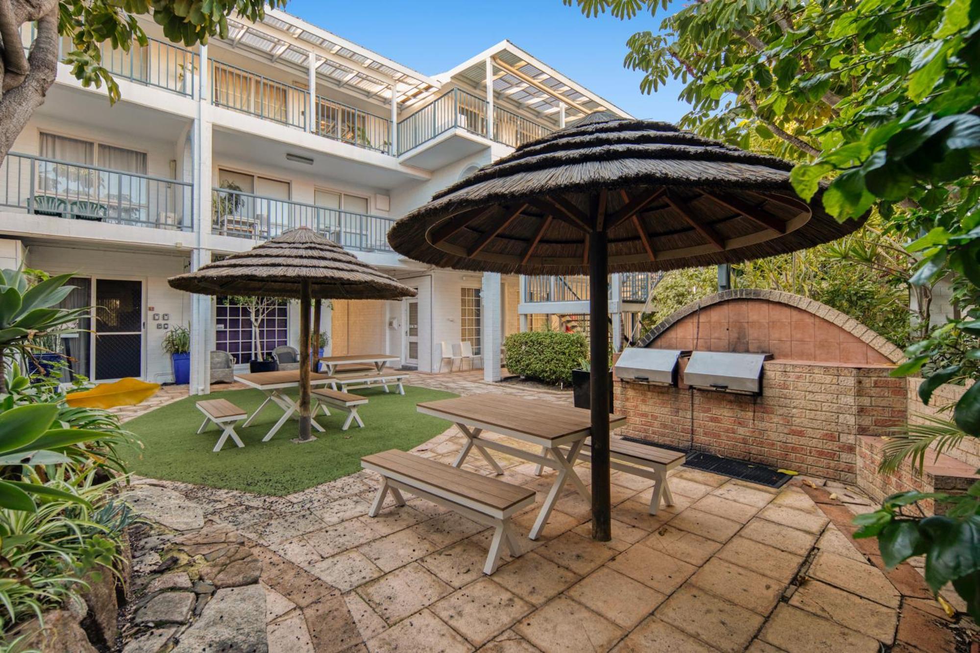 Apartemen West Lagoon 216 - Quiet & Relaxing