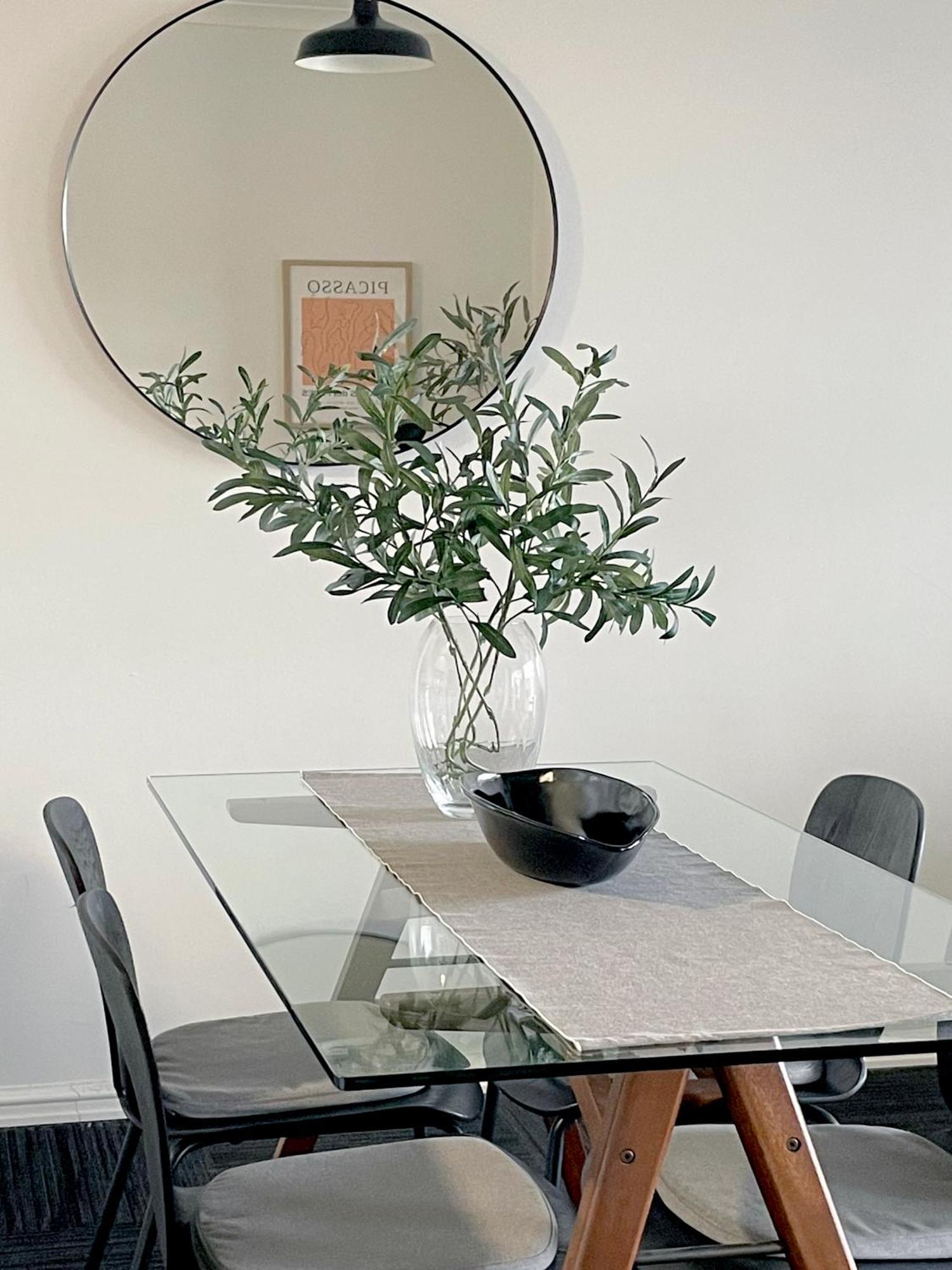 Stylish Executive Pad W Parking And Pool * Perth