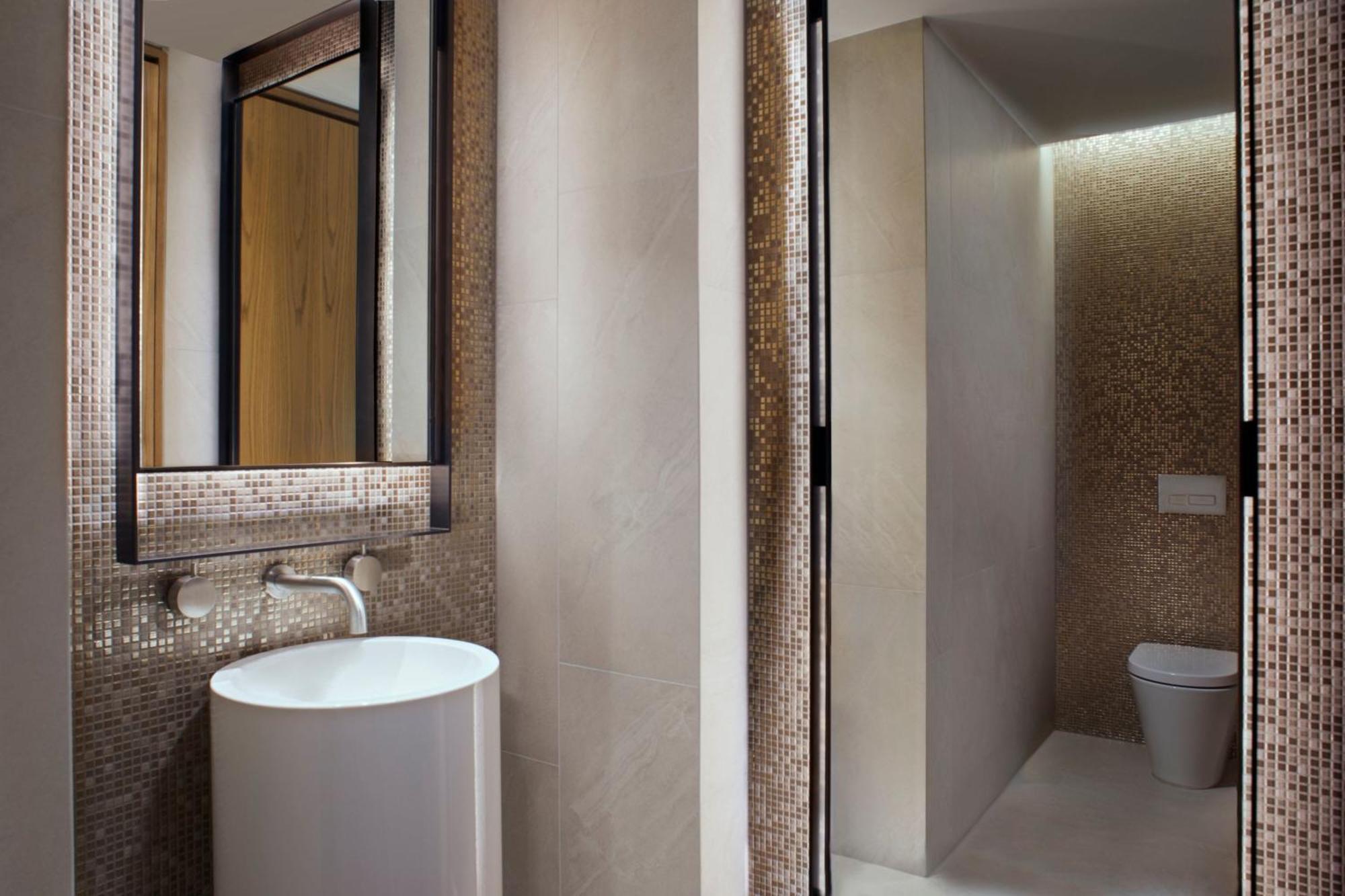 The Ritz-carlton, Hotel Perth