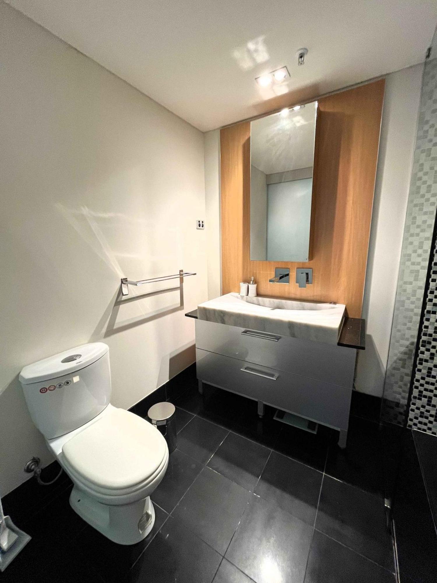Apartment 114 Incredible Cbd Swanriver Prkg *