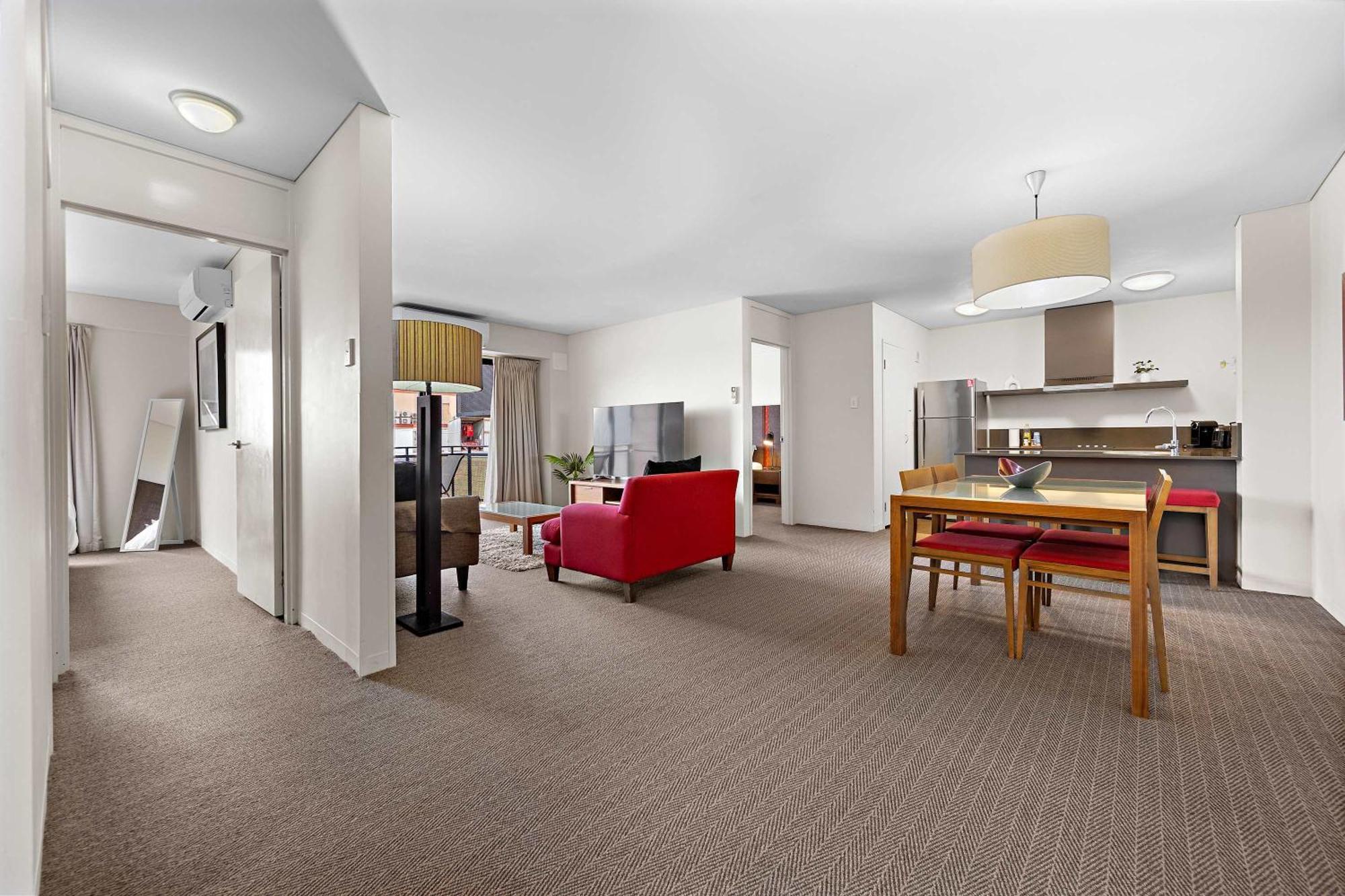 East Sanctuary Apartment