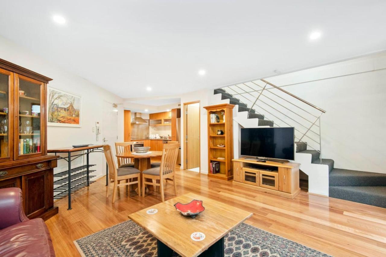 Contemporary Subi With Amenities Pangsapuri Perth