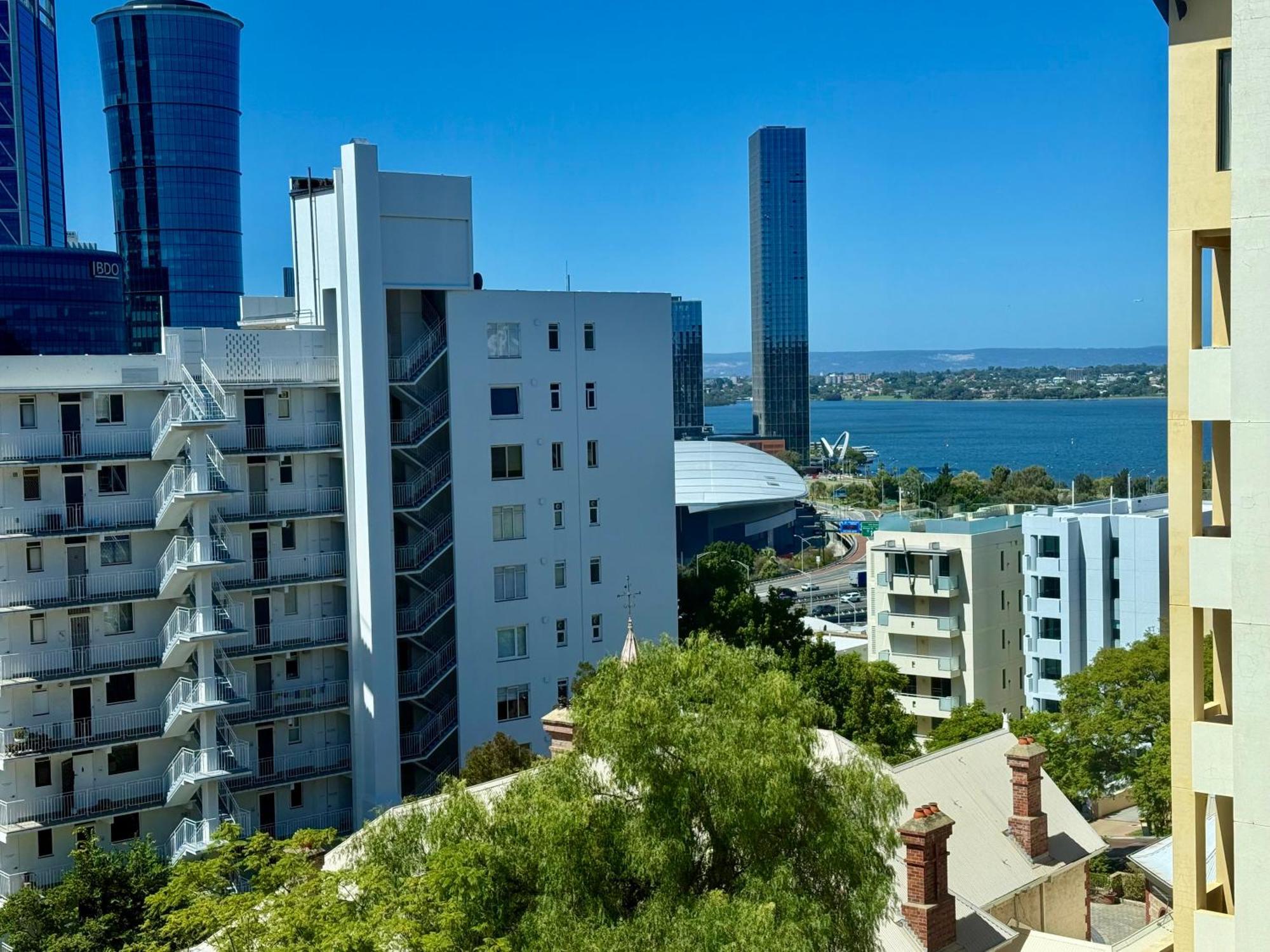Apartment 63 Spectacular Views 1br Kings Park