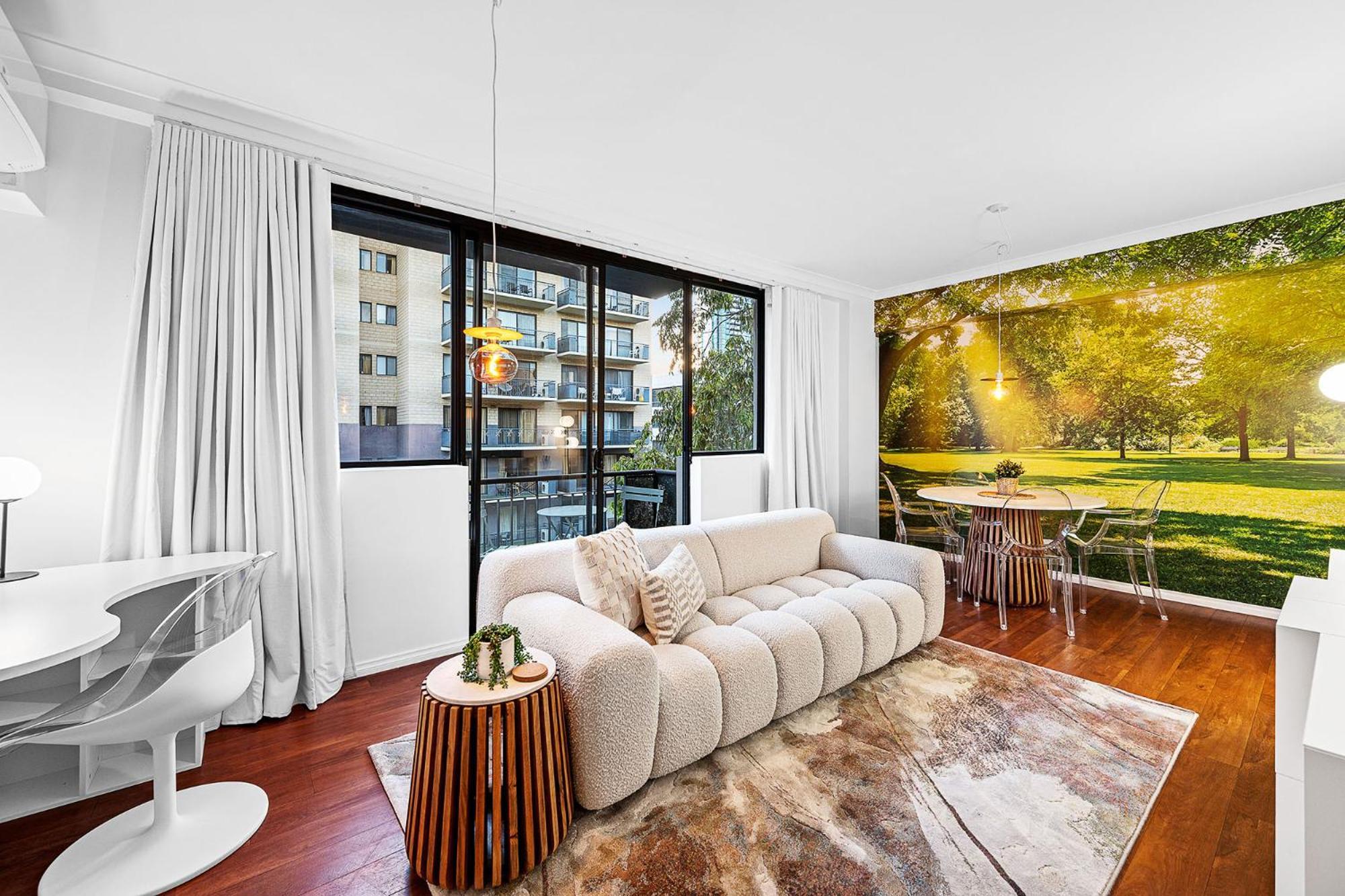 Apartemen Bespoke East *