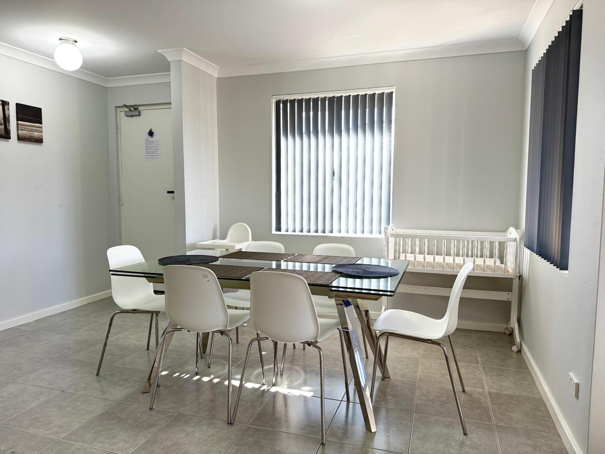 Holiday home Blissful Modern Perth