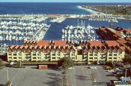 Hillarys Harbour