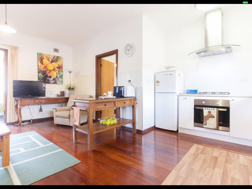 Apartment Broadway