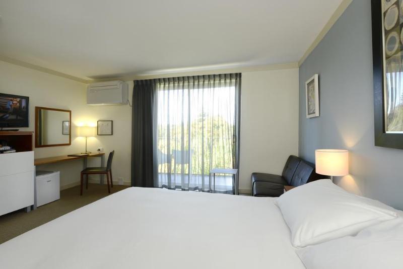 Hotel Sullivans Perth