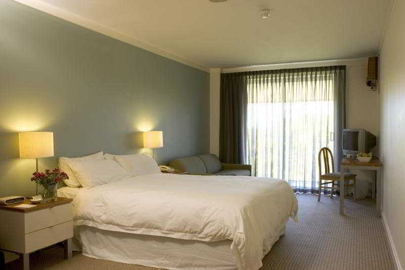 Sullivans 4* Perth