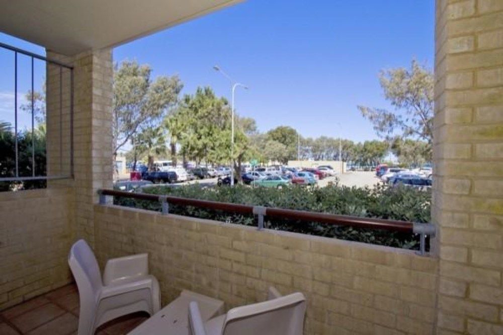 Hillarys Harbour 4*