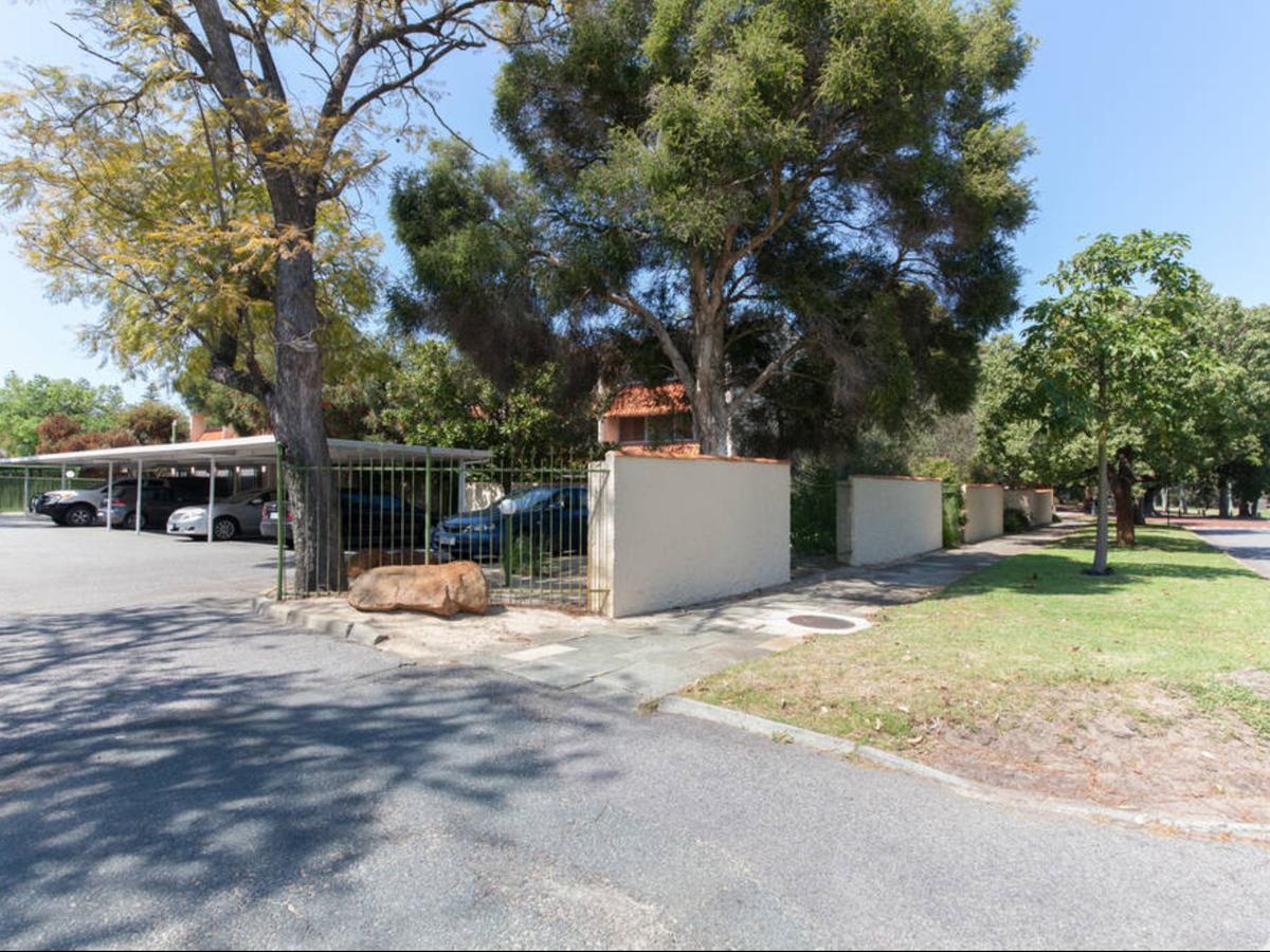Apartment The Parks Rosalie 32 - 1brm Unit With Parking Perth
