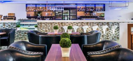 Swan River Hotel 4*