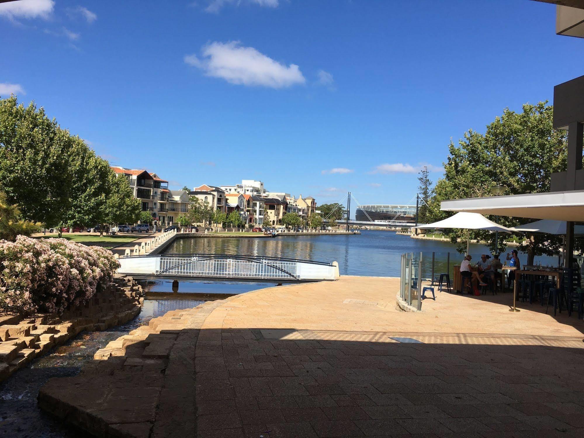 Regal 4* Perth
