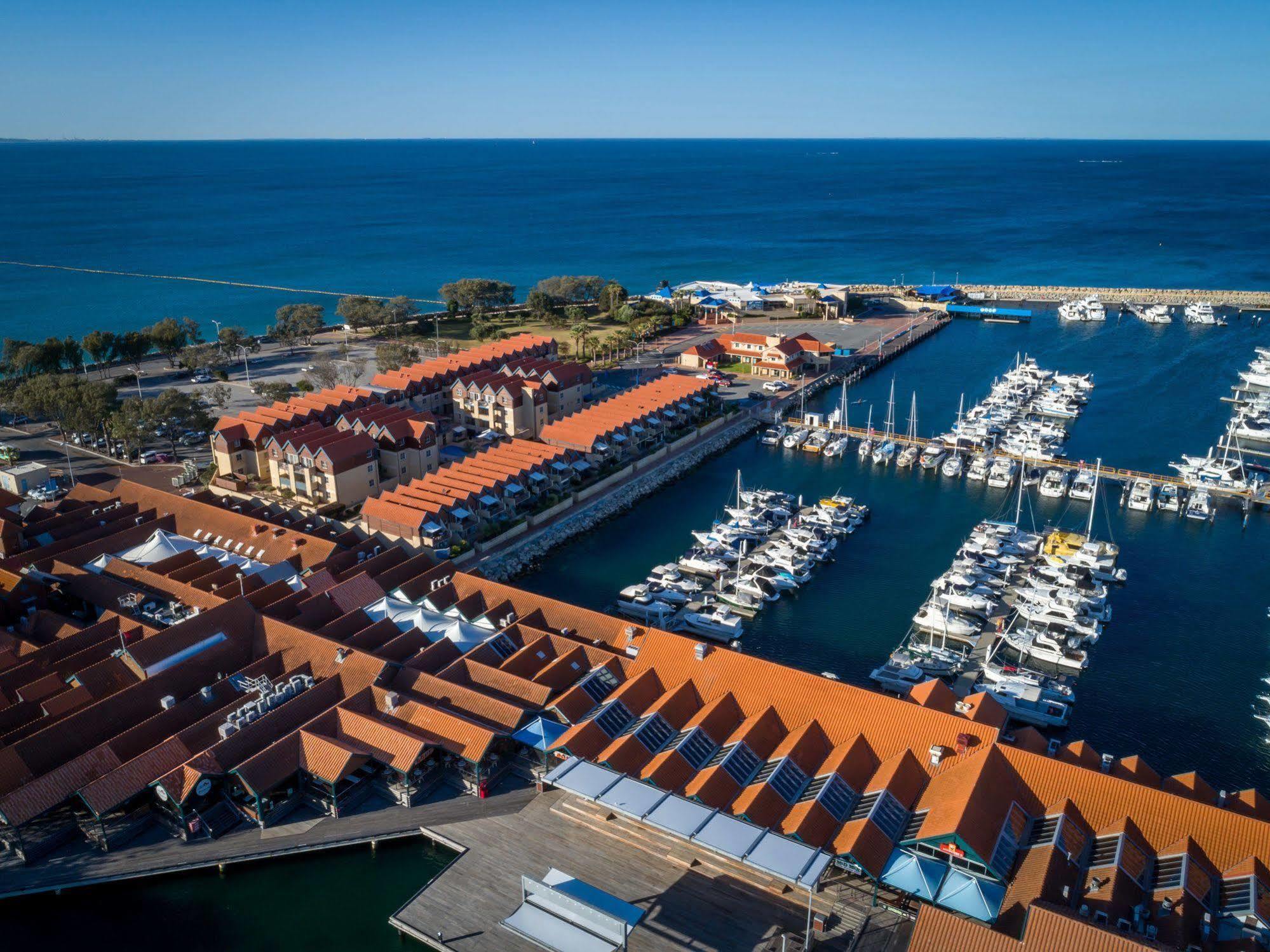Hillarys Harbour Aparthotel Perth
