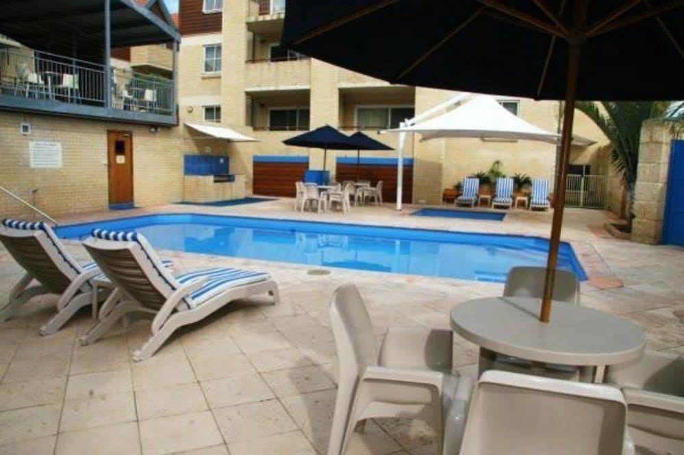 Hillarys Harbour Aparthotel Perth