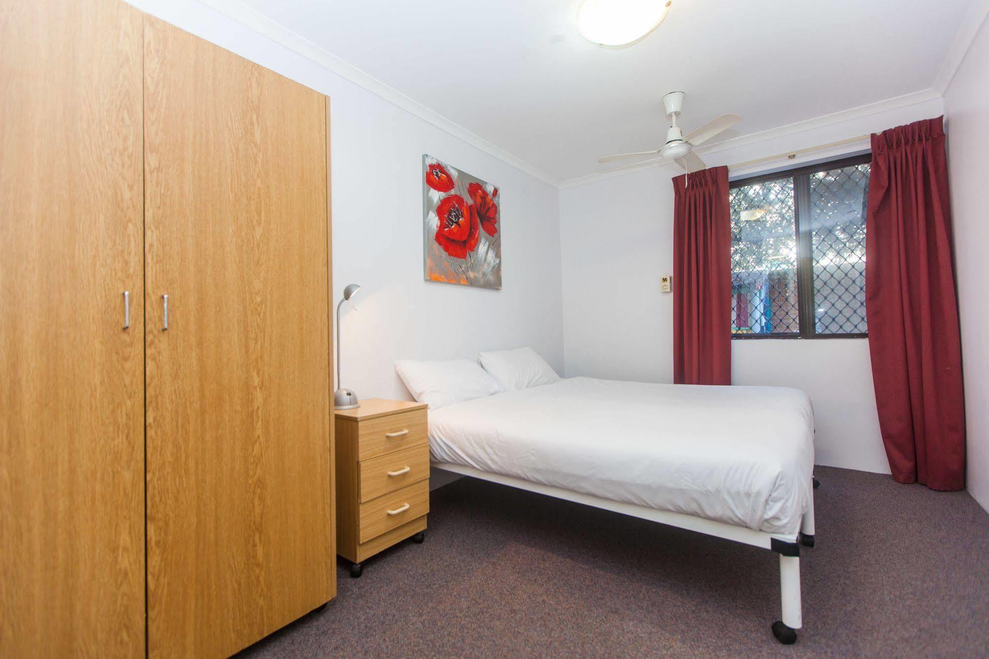 Aparthotel Perth Central City Stay Apartment Hotel 3*