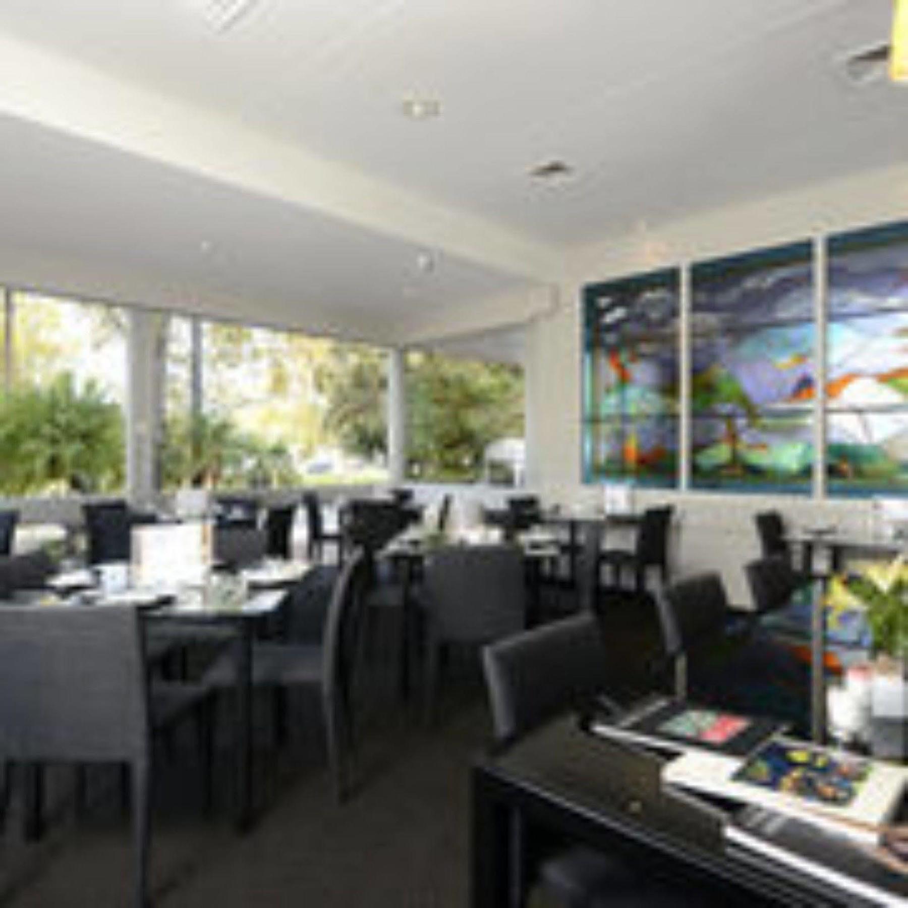 Sullivans Hotel