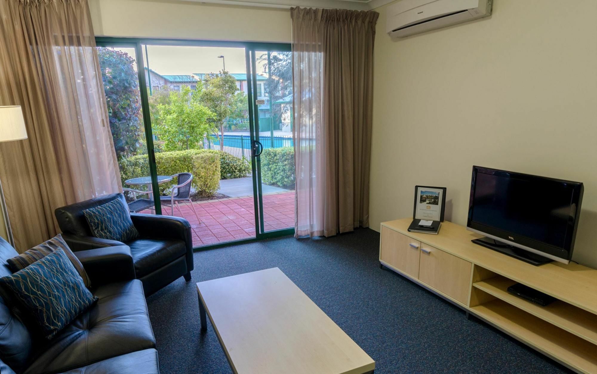 Ascot Official 4* Perth