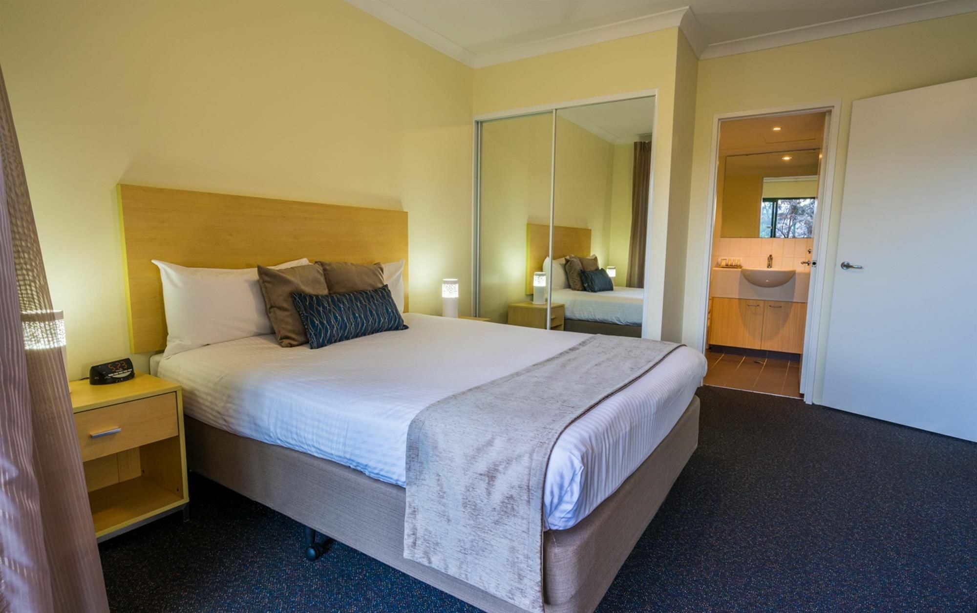 Aparthotel Ascot Official