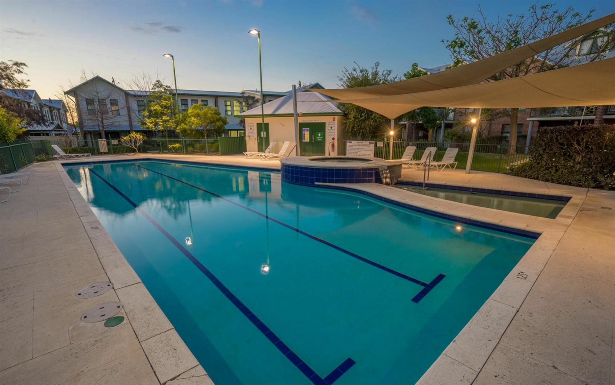 Ascot Official 4* Perth