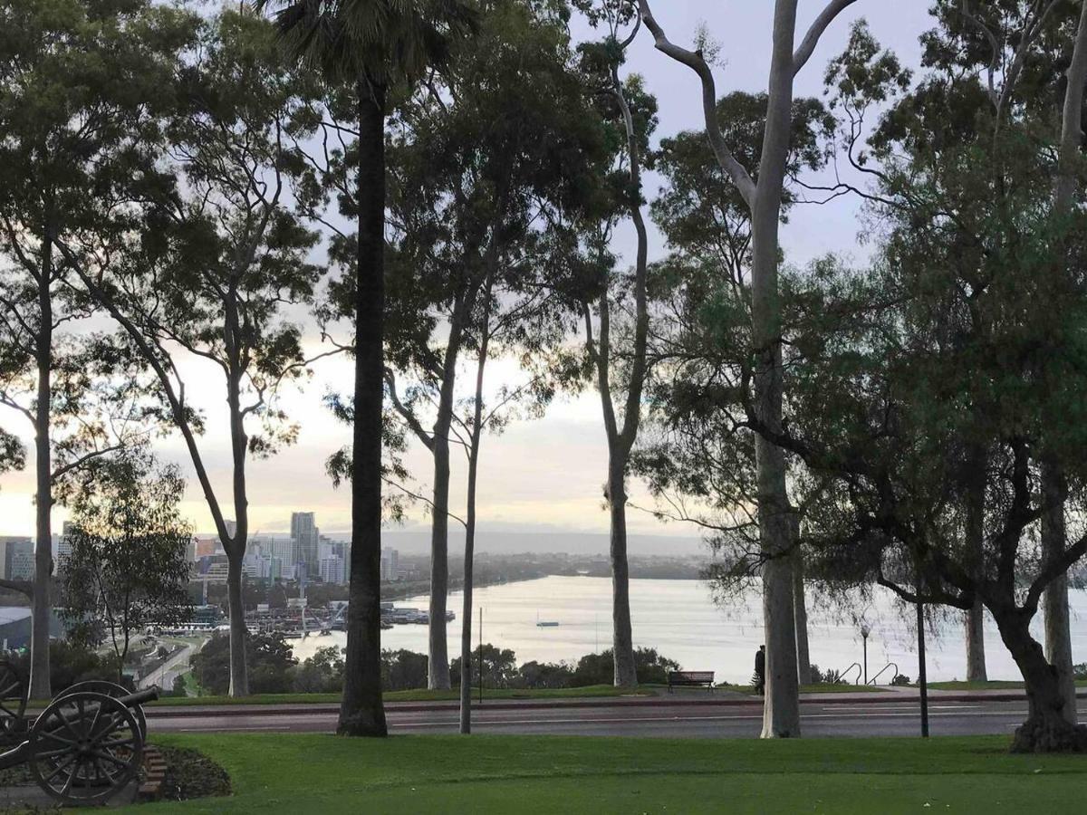 Eliza's Lookout Apartment