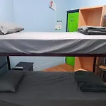 Ozi Inn Backpackers - Perth -