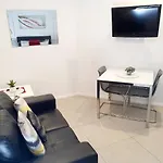 M5 West Perth Studio Apartment Near Kings Park