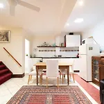 Snow-White\'S 2 Bedroom City Heart Cottage In Perth 6000