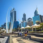 Chic 2Br Apt On Hay St East Perth