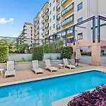 Stylish City 1Bdrm Apt Perth Heart 2 Mins River